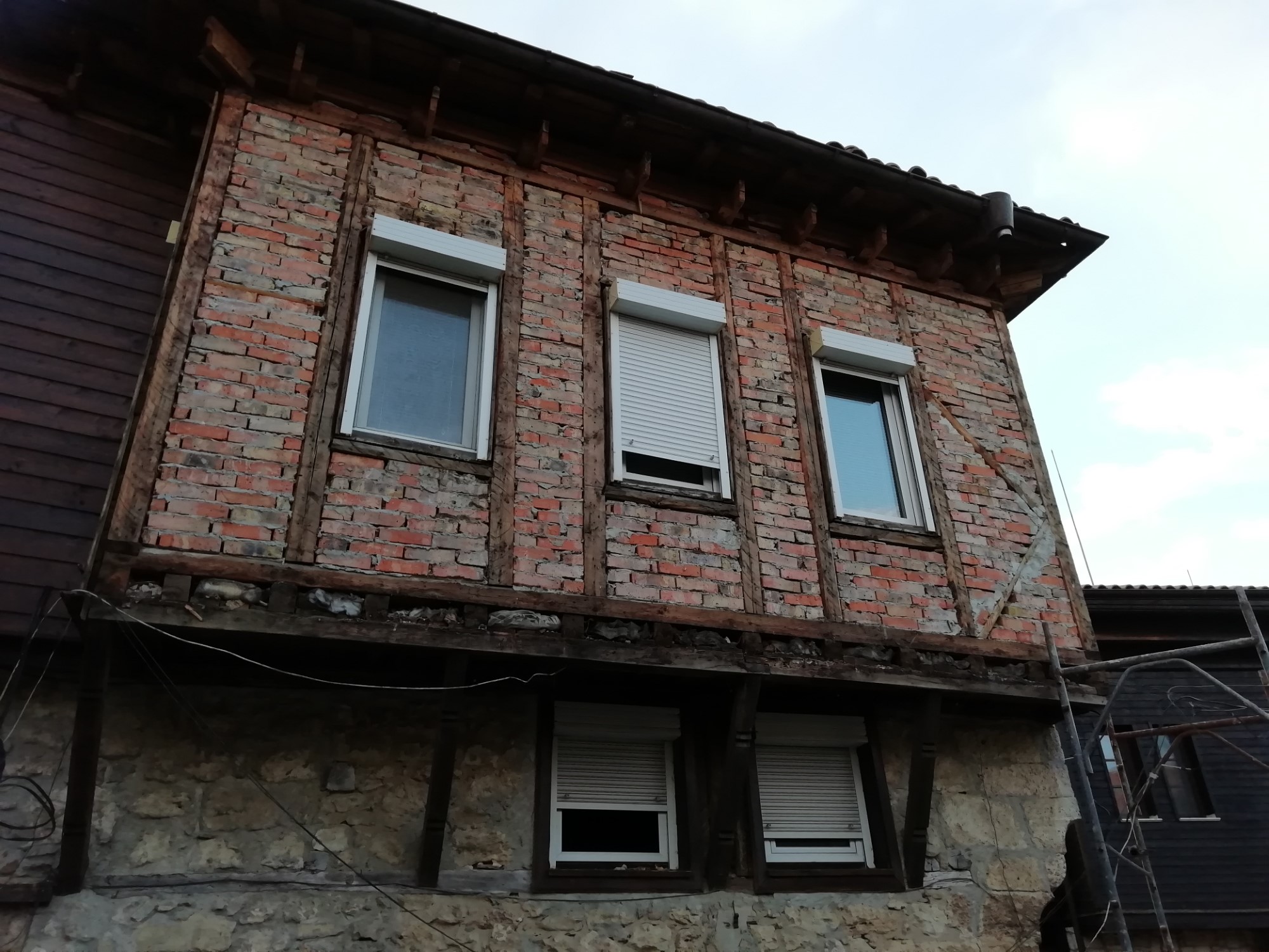 Боядисване на фасада(Къща)